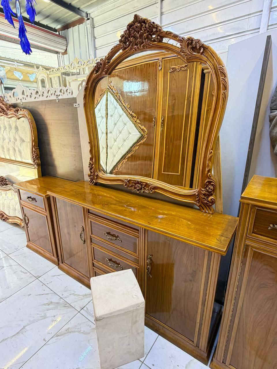 غرفة نوم مستخدمة نضافة 90‎%‎
صاج عراقي 
شغل ثقيل 
توج زان 
موديل سلايت 
كوالتي عالي 
ضهر جرجوبة 
سعرها مليون و400/مليون و300
شد و نقل داخل بغداد مجاني


**إذا كنت صاحب هذا الإعلان وتريد حذفه لأي سبب، رجاءا أرسل رسالة إلى الدعم الفني**