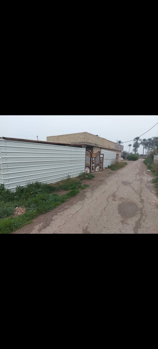 السلام عليكم
دونم ونص البيع مكان اليوسفيه ديريه ام محار منطقه البعامر
تحتوي على دار مع مشتمل
كافت الخدمات من ماء وكهرباء و شارع تبليط
*********** واتساب
