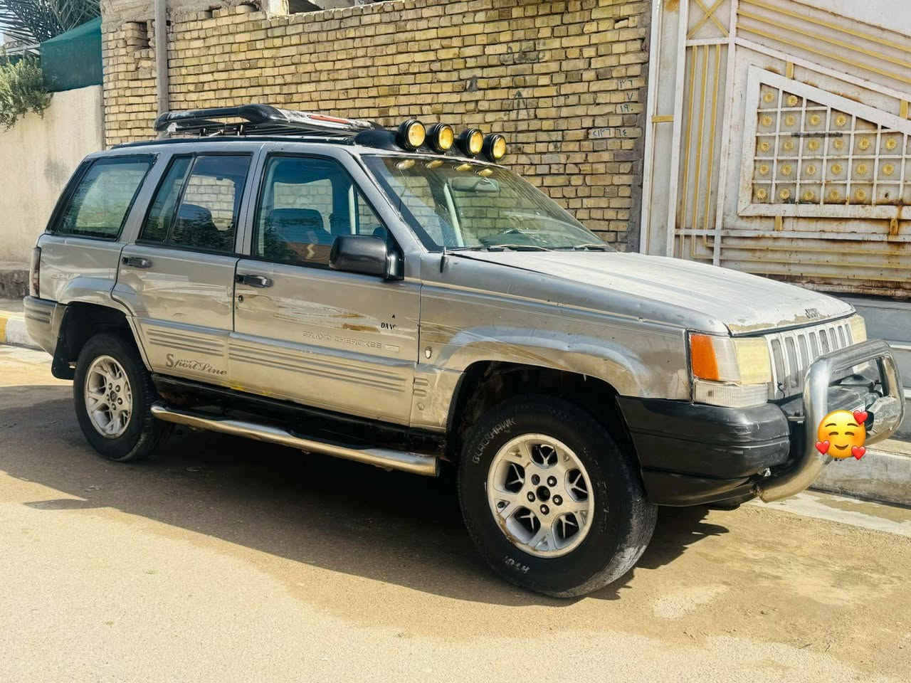 جيب شيروكي للبيع موديل 1997 رقم ديالئ مشروع وطني مداور ثاني يوم سنويه لل2028
كير ومكينه 2500 نضيفات 
طخم تاير ويل كب 
عنبار وبريشر وراديتر وباتري جدد
كهربائيات كلها تشتغل 
حداديه جديده 
دواخل نضيفه 
ترايك وين ماتريد
السعر. 33 وبيه مجال
مكان السياره الناصريه المركز
للاستفسار ***********
