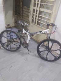 للبيع السعر ٥٠ مكانة زعفرانية واتس اب 07711606909