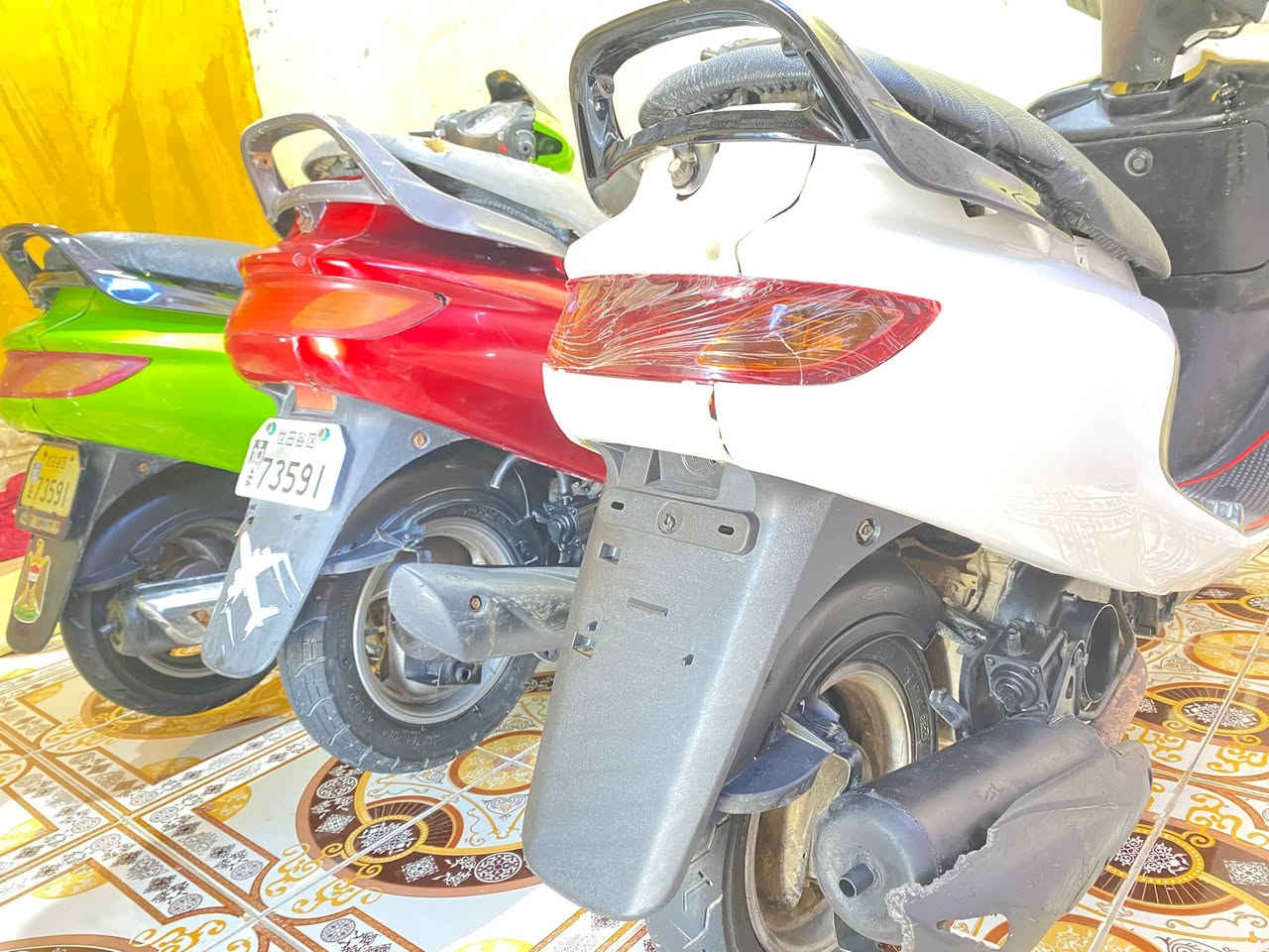دراجات فراشه للبيع..... دراجات مجفتات تجفيت اصلي مكاين خرسه ماينسمعن.... كفر جديد ... كهربائيات كلها شغاله.... لايت بك لابت هورن اشاير سلف هندر.... السعر 400  الواحده وبيها مجال العنوان ..البصره.... ابي الخصيب .... العوجه


**إذا كنت صاحب هذا الإعلان وتريد حذفه لأي سبب، رجاءا أرسل رسالة إلى الدعم الفني**