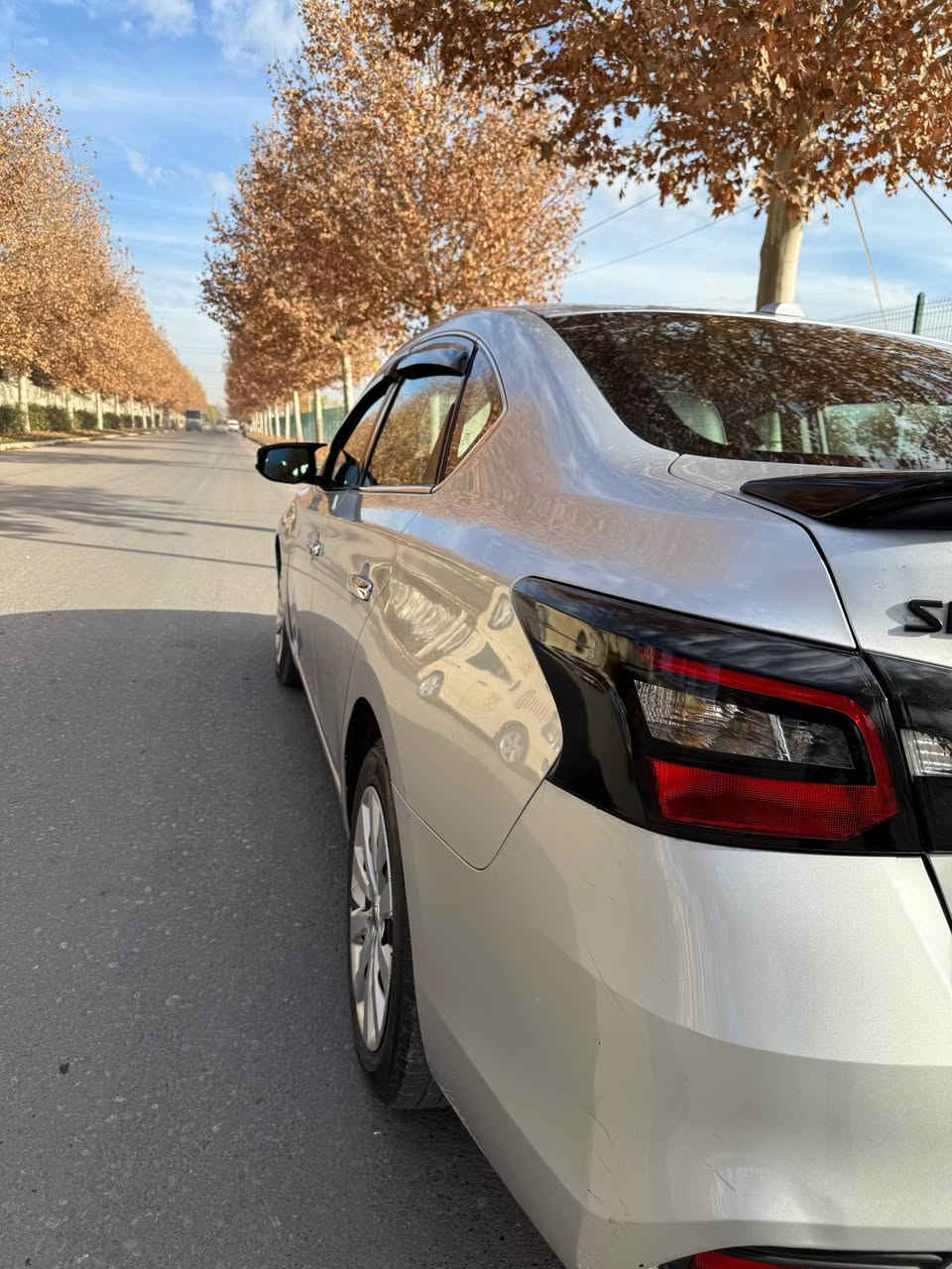 nisan sentra 2017
سەیارەکی توندو تۆڵە ماڵی دۆستە - مواسەفات sv بەسمەو کامیرە

گێر مەکینە بە شەرت

بەس بۆنیتی سبوغە بێداخلی 

شەپۆلەکی کەمی هەیە لە سەقفی جێگای قایشە کە لە شەحن هاتوە 

نرخی ١٠٥ کەمەک مەجال

*********** واتس ئەپ أربيل, العراق
