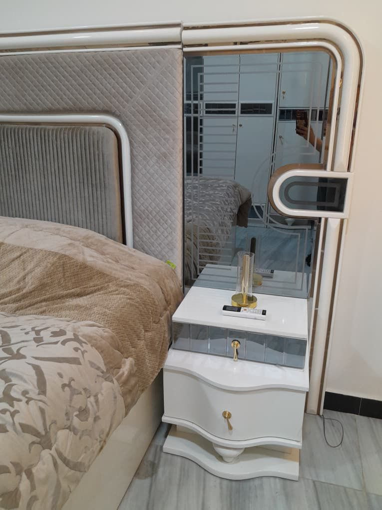 غرفة نظيفة وجديدة ممستخدمة هواية ومابيها ضرر ماخذيها بمليونين و400 رايديها بمليون و400 مكانة بغداد حي العدل


**إذا كنت صاحب هذا الإعلان وتريد حذفه لأي سبب، رجاءا أرسل رسالة إلى الدعم الفني**