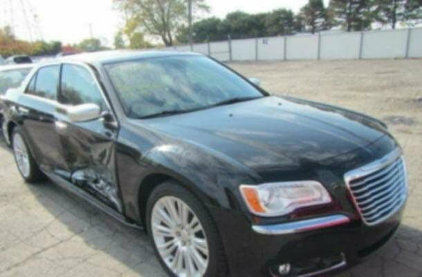 يالله السلام عليكم احبتي 

للبيع ابامه 2012سياره فول موصفات 

بنرامه 
برده خلفيه 
تحكمات 
تبريد قطعتين 
كشنات ذكيه 
سياره رقم اربيل بسمنه هزه قبل سبوع سنويه جديده 

 ستفسار ‭0788 113 0390‬

ب165بيهه مجال 
مكانهه حله بابل
