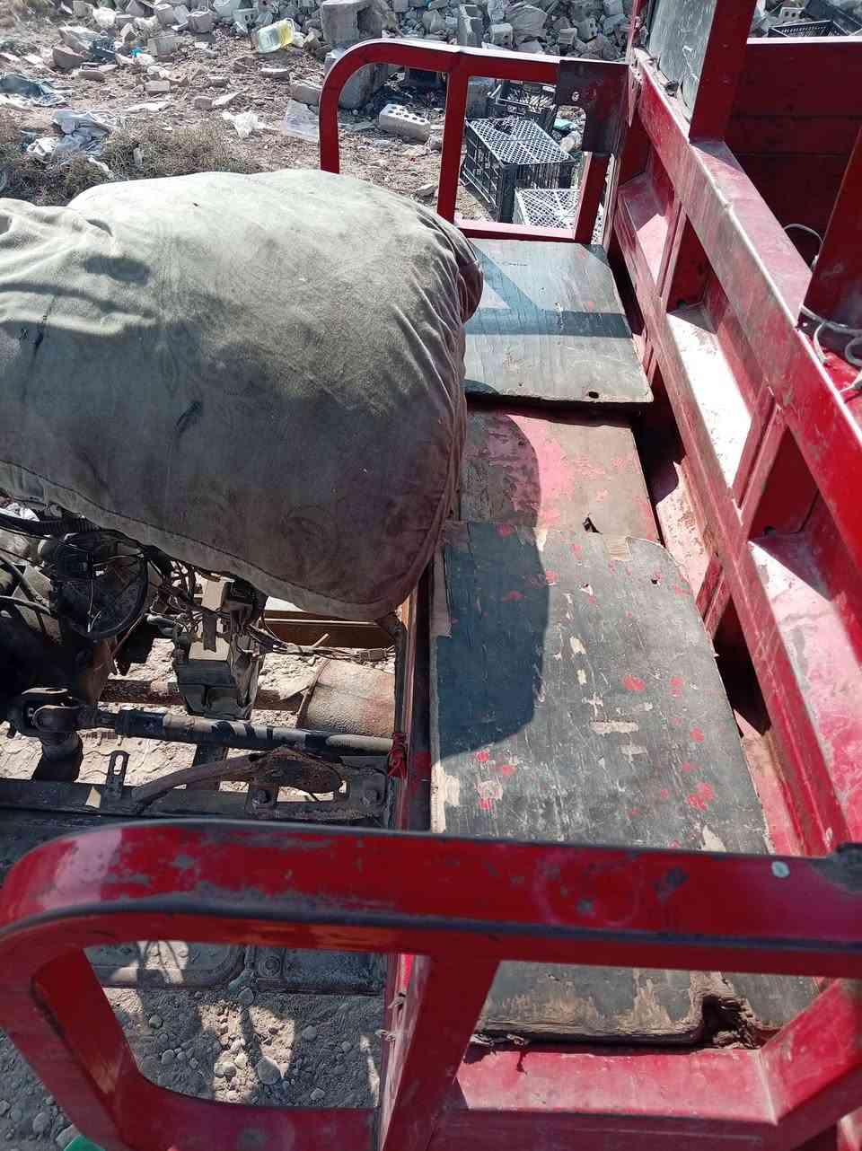 ستوتة للبيع موديل ٢٠١٧ سعر ٦٠٠ وبيها مجال كلشي مو ضح بصورة وذا مو شراي لا تخابر ولا تعامل ***********
