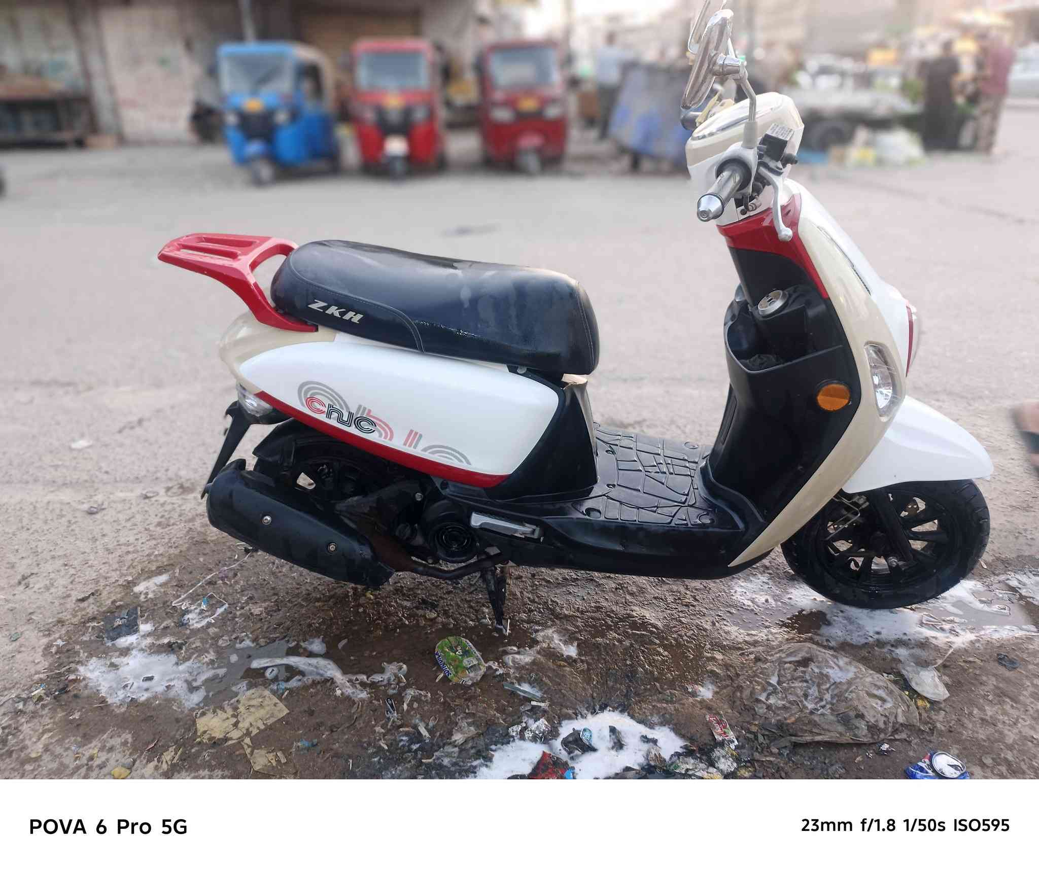 سلام عليكم دراجه بوليس صيني زيرو برغي🔩 ما مفتوح بيه كهربائيات كله شغاله مكاني البصره شط العرب تنومه رقم *********** سعر مليون و50 وبيه مجال
