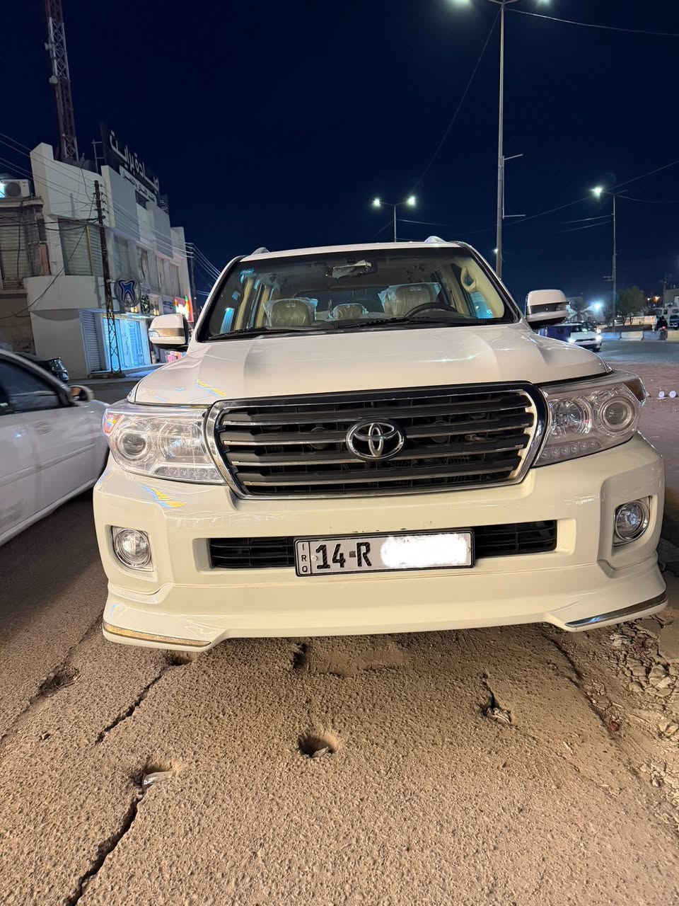 لاندكروز 2014
لاندكروز 2014 خليجي فول مواصفات بصره 8سلندر GXR بيع او مراوس السعر 330 ورقه ***********
