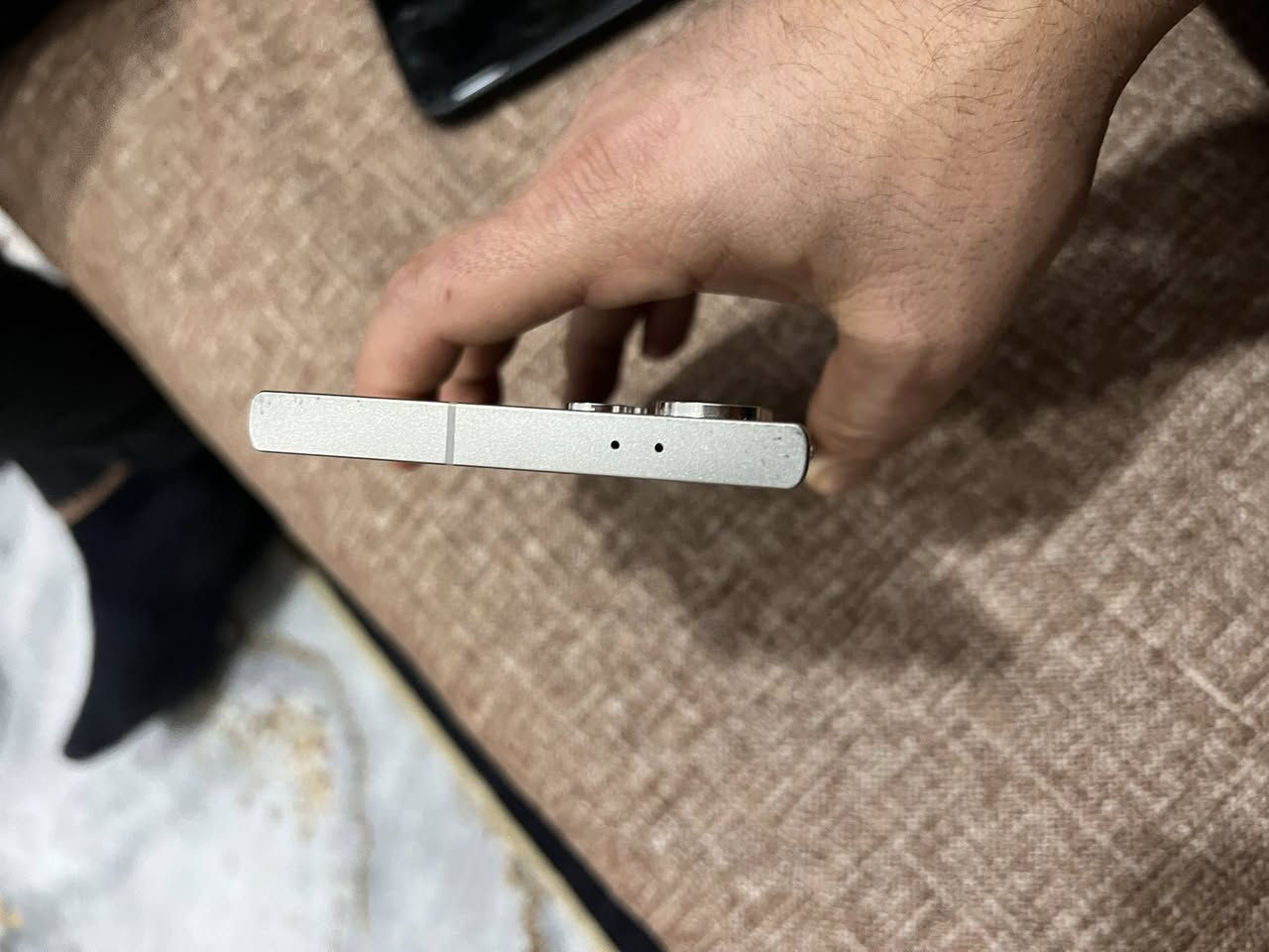 السلام عليكم سامسونج S24 الترا لون تيتانيوم كفاله عامه الجهاز ما مفتوح ذاكرة256
هاتف/ ***********
