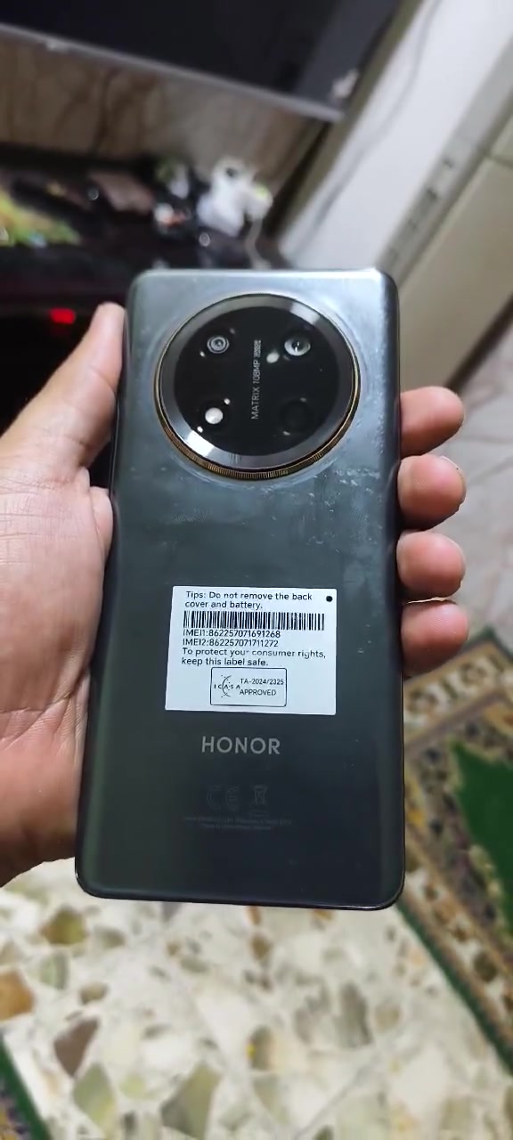 هونر 9 سي غني عن التعريف
هونر 9 سي 
رام 12 
بطارية 6600
شحن 66 واط 
ذاكرة 256 
ملحقات كاملة 
جهاز كفالة من كل شي 
موضح بالصور اي تفاصيل خاص 
مكاني ديوانية مركز
بيع فقط بدون مراوس 300 قفل 
سعر الجديد 420 الف


**إذا كنت صاحب هذا الإعلان وتريد حذفه لأي سبب، رجاءا أرسل رسالة إلى الدعم الفني**