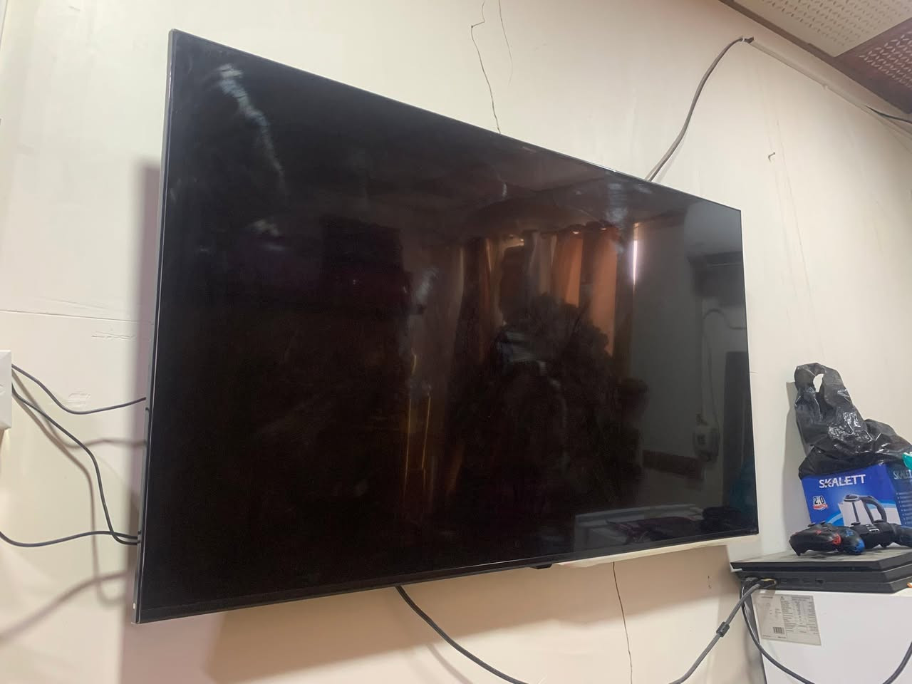 الشاشة
55 حجم 

اسم العلامة التجارية
LG

تقنية العرض
كيو نيد

الدقة
4K

معدل التحديث
60 Hz

مميزات خاصة
شاشة QNED بدقة 4K ريل - لوحة متعددة VA او IPS

شاشة تلفزيون LED 55 بوصة 4K كوانتوم دوت نانو سيل QNED7S من ال جي، تصميم شاشة سينما 4K وتقنية المدى الديناميكي العالي HDR ونظام التشغيل ويب او اس سمارت ثين كيو، تعتيم موضعي
تكنولوجيا كوانتوم دوت نانو سيل ال اي دي بألوان نقية بجودة 4K
لون نقي بتقنية نانو كولور برو، نانو بلاك مقدمة بتقنية التعتيم الموضعي
معالج α5 الجيل الخامس بدقة 4k مع تقنية الذكاء الاصطناعي 4K لصور احترافية واضحة
تلفزيون سمارت بتقنية ويب او اس والذكاء الاصطناعي من ثينك كيو مع جهاز التحكم عن بعد السحري بتقنية الاتصال قريب المدى ولعب غير محدود مع HGiG، ALLM، ومنفذ HDMI 2.0 eARC، تجربة سينما حقيقية مدعومة بـ4K HDR 10، HLG، ووضع صانع الأفلام بتعيين درجة اللون الديناميكي المتقدم

استعمال فقط 6 اشهر جديده حيل مكاني نجف كوفة رقمي *********** سعره مرتب
