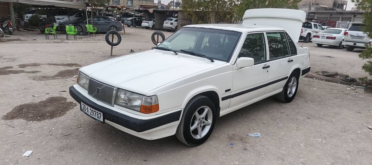 سلام عليكم ورحمة الله
فالفو حجم ٩٤٠مديل ١٩٩٥

لون أبيض كير محرك جدد حداديه جديده غرفه شادله مديل٩٧جديده رقم نجف نكليزي بسمي تحويل مباشر سياره ستوه معمره تعمير جديد سنتر لوك شغال 
شواصي مصلحات 

مكاني نجف كوفه استفسار اتصال رقمي ***********

السعر ٦٥بيه مجال
