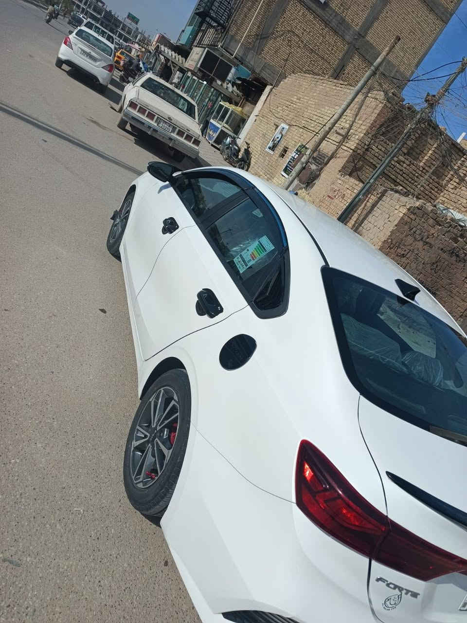 السلام عليكم ورحمه الله وبركاته سياره للبيع سونارها موجود بالمنشور مكان السياره ذي  مكان السياره ذي قار رقم معوقين وكاله من المعوق السعر 130 وبيها مجال اخوان انا مكلف بالنشر هذا رقم راعيها ***********
