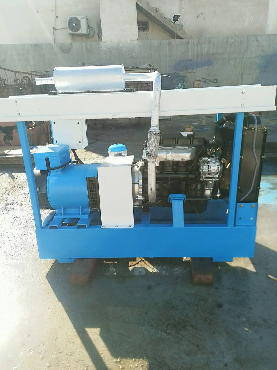 السلام عليكم مولد كيا 2700 لا تبخير ولا تنقيص شرط الشغل والتوليد 30 كيفي ماكينه بلاه مكينه ما مفتوحه بلاديه 3 فيز السعر 12 ورقه الشراي يتصل ***********
