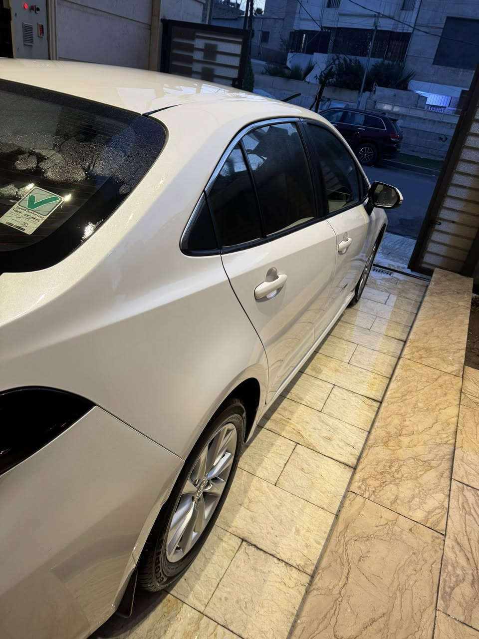 سلام عليكم كورلة ساز موديل 2023بانزين فول مديدة ماشية 41سبير ما نازل اريدهة ١٧٥ مجال مكاني بغداد كرادة ***********
