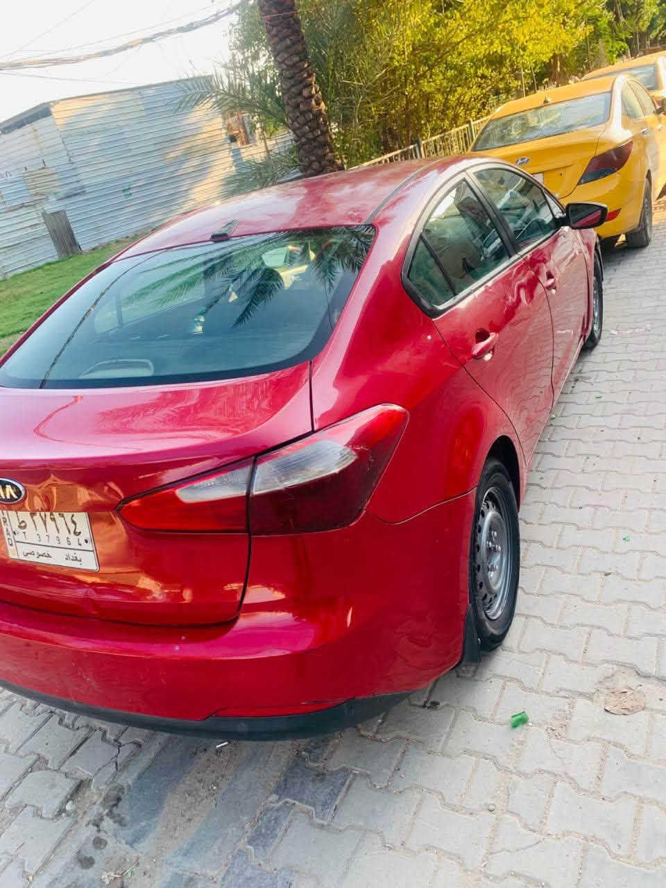 سياره فورتي الفين و ١٦ حادثهه جاملغ وبنيد وشويه بتكمه خمسه وسبعين وبيه مجال ***********
