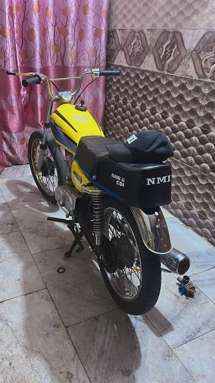 ((اعادة نشر بسبب الوعود الكاذبه ))
ناما شلامجة للبيع دراجة حلوة وقوية ما ناقصها شي صوت المكينه ناعم ناعم ومكفوله من الطول للطول تعمير 25 ادوات ادوات ادوات السعر550 وبيها مجال العنوان البصرة القبلة حي الجامعة شارع مستشفى الطفل للاستفسار على الرقم ***********
