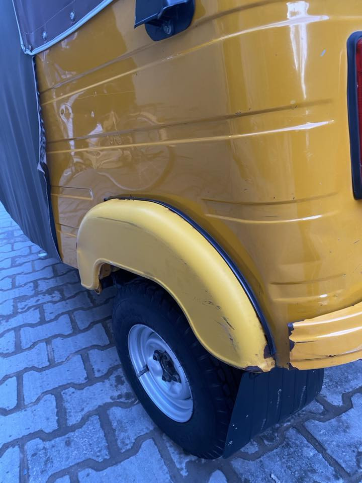 تكتك ٢٠ بلاديه كلها بلاد
رقم وسنويه بغداد انكليزي 
السعر ٧وبيها مجال قليل 
***********
بغداد الحريه الدولعي
