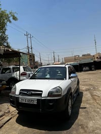 للبيع   توسان2009  فول مواصفات  فتحه سقف   شاشه جبيره  تحكمات  تبريد ث...
