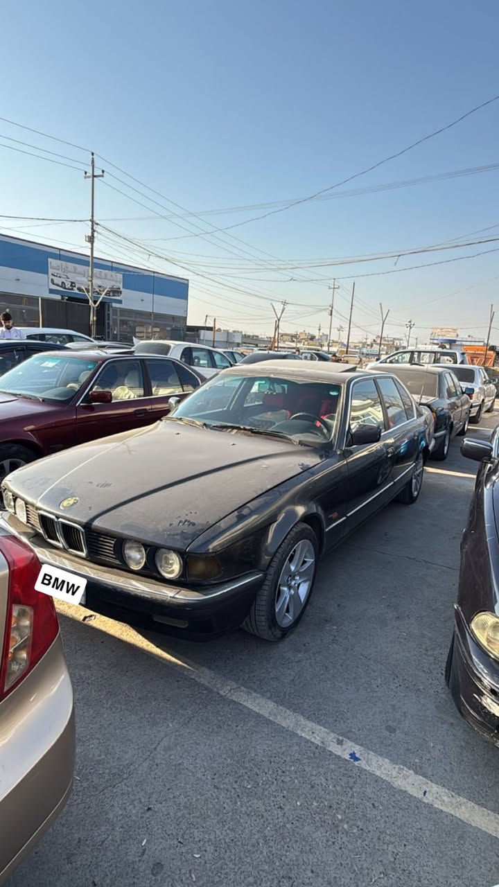 كير و مه كينه كه له ك لاون رقم جديد تاير جديد سلايت كشن كهرباي و هيته ر موديل 92 سياره جاهز ايكاجر بئ مه سره فه 260 هزار غرامه سعر 50$  رقم ته له فونى ***********
