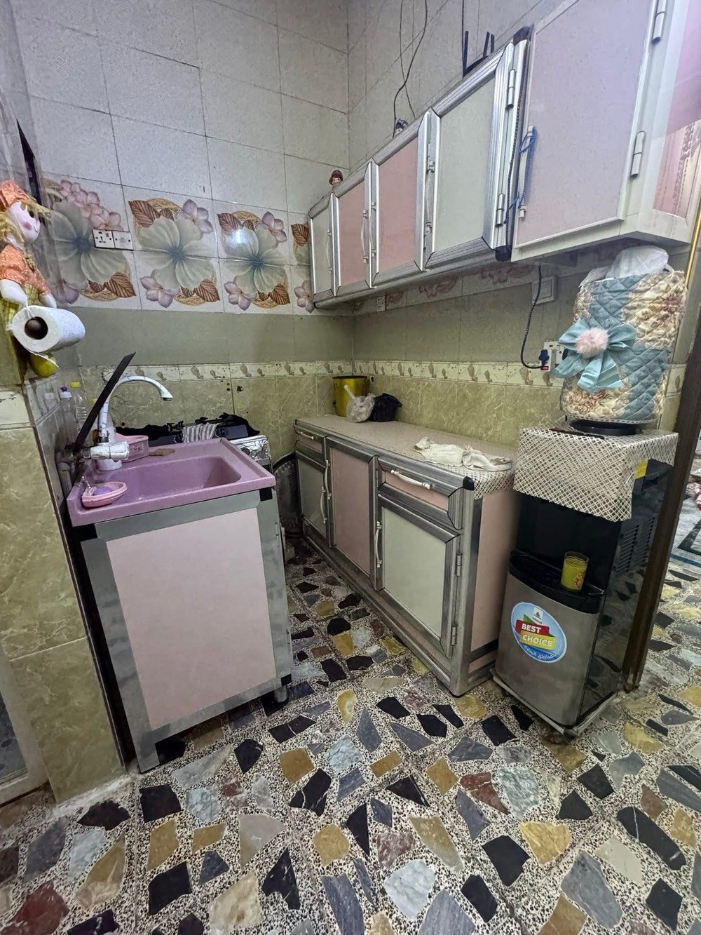 بيت للبيع / طابو ملك صرف

الموقع الشعب نهاية الفورتات مجاور مستشفى الزهراء الاهلي 



المساحه79متر  واجهه 3.5 نزال 22.5



 بناء 2017



البيت مدخل واحد +طابق واحد 



-الطابق الاول / طرمه +حمام خارجي + استقبال + غرفة +مطبخ + حمام+ترك



-الطابق الثاني/ يحتاج اله بناء ١٠ سوف طابوق يكمل +بيتونه كامله 



الُبيت داخل فرع مغلق مرتب من كل نواحي 



 شارع عريض 10



للاستفسار الاتصال على رقم هاتف ***********



السعر 90 مليون قابل للتفاوض