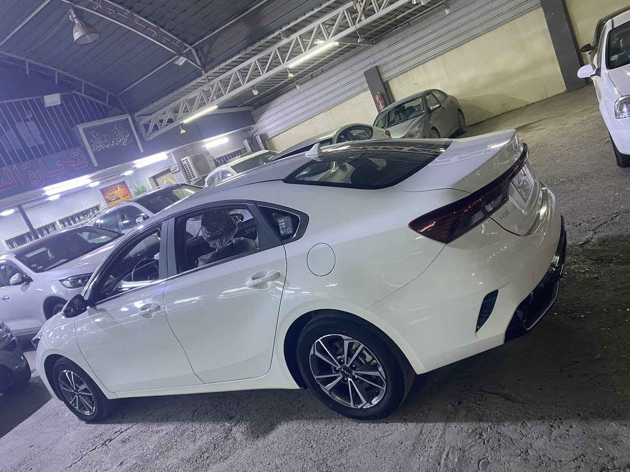 يالله السلام عليكم اخوان بعد التحية
للبيع

ـ K3 نينوى  2024 السيارة مكفولة كفالة عامة كلش حلوة وجديدة

   مـواصـفـات

ـ محـرك DOH دبل نـوزل ـ1500 

ـ إشـارة ترحـيب ـ بصمة تشغيـل وابـواب ـ إشـارة مـري جانبيـة ـ الـمري شـفط ‎ـ 

ـ شـاشة كـبيرة 

ـ عـداد سرعـة ديـجـتل ـ ايـربـاك 6  

ـ فتـحة سقف سلايـت

ـ لايـت 3 عدسـات ـ حـاجـب led 

ـ بـك لايـت متـصل led 

ـ تحـكم  ستيرن فـول جـهتين 

ـ سـايد بـريك كـهـربائي ذكـي‎

ـ نظـام ـ اوتـو ـ هولـد ـ مـانع انـزلاق 

ـ نظـام قيـادة مـتعدد 4

 ـ سبـورت ـ ايكو ـ كـومفرت ـ سمـارت

ـ ويـل كب كروم 16 ـ حساس4 ABS

ـ حساس TPMS ضغـط الاطـارات 

-ماشية27  الف 

مكان السيارة موصل الايسر حي التعليم 

للاستفسار اكثر الاتصال على الرقم 

***********‬
