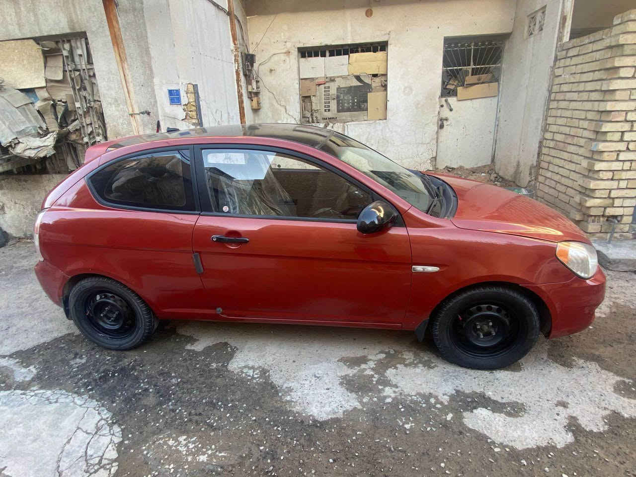 سياره للبيع هاج باك اكسند سياره جديده خير من الله كير اوتماتيك محرك 1600 موديل 2008 رقم بغداد انكليزي  بااسمي مصبوغة حزام للجمالية وارد امريكي تبريد تدفئه صدر باتري تايرات كله نظيف سياره ممتعوبه شرط الفحص حتى سونار بيها مابيها اي نقص سعر 68 وبي مجال مكان بغداد كمب ساره مقابيل نادي المشرق للاستفسار رقم موجود *********** بغداد, العراق
