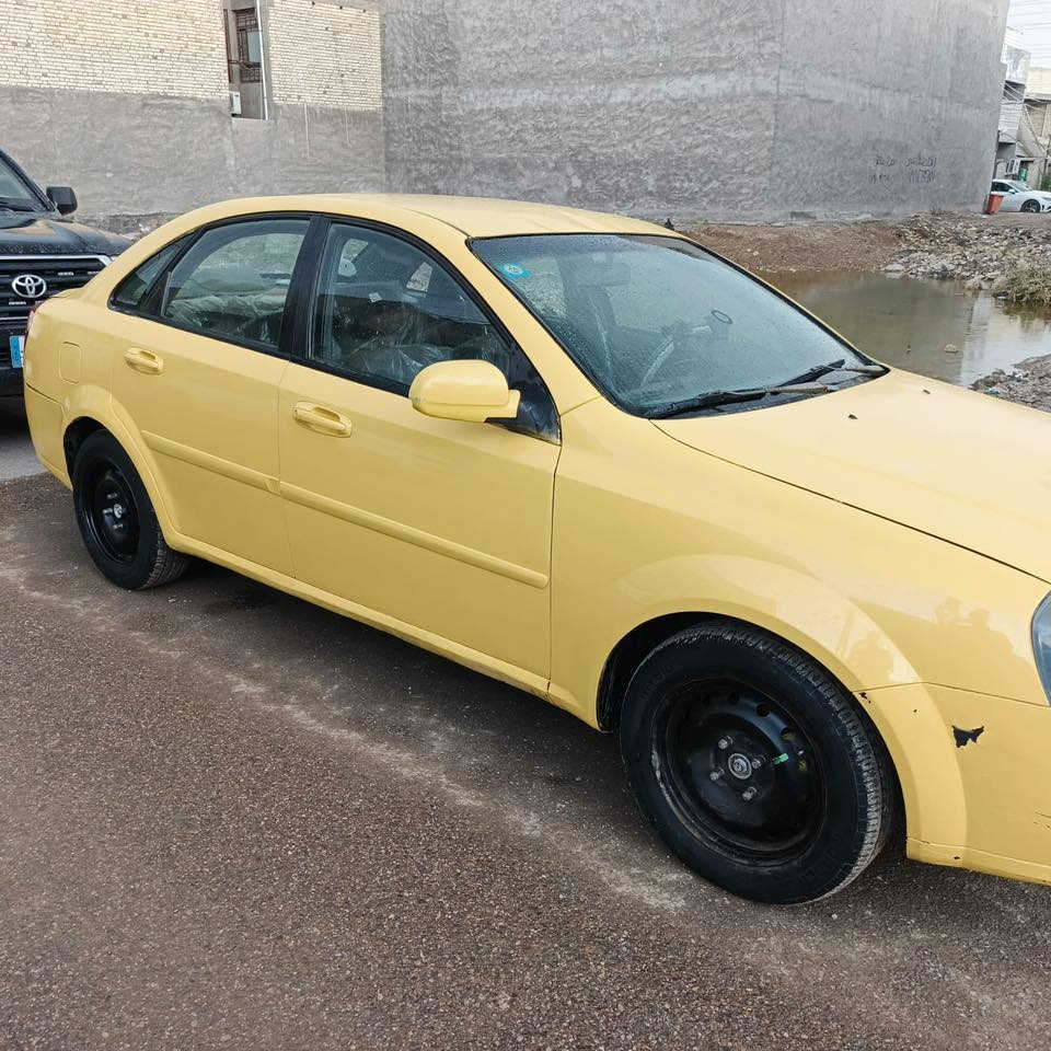 اوبترا موديل ٢٠٠٧ للبيع اصفر سابقا رصاصي 
مصبوغه حزام 
محرك كير خير من الله 
غرفتها نضيفه 
شاداها شاشه 
دواخلها  وغرفتها نضيفه 
حادثها جاملغ امامي ايسر بدون دواخل 
قماره حوض شواصي نضيفات 
مصفرة هيئة وغرامات 
هزه جديدة 
باقر رقم عل استلام انكليزي 
جديد وسنويه جديده 
فقط صدرها تعبان لا اكثر ولا اقل وهاي صورها 
السعر ٥٥ وبيها مجال بيسط 
رقم ***********
