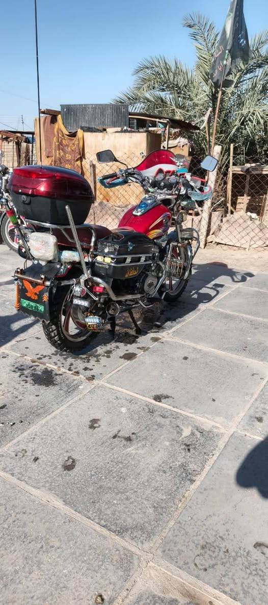 سلام عليكم دراجه تايموته الصلي باب اول فول مواصفات شغاله من الطول لطول الشراي يتصل   شطره ***********
