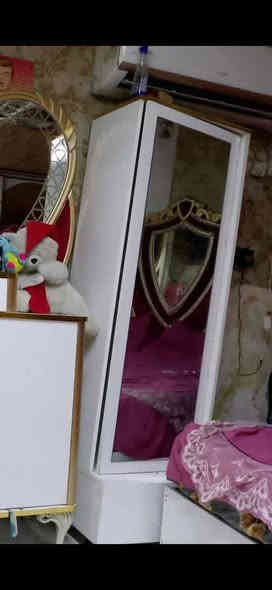 اخشاب تركية للبيع ٧ قطع نظيف ومستعمل قليل (خشبه اصلي ومقاوم جدا)  
السعر ٧٥٠  
***********
***********
