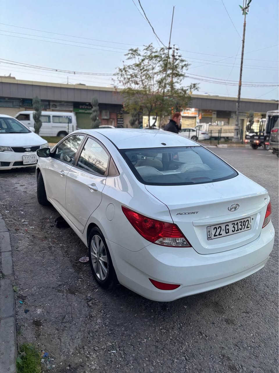 بەناوی خوای گەورە
هۆندای ئەکسێنت
مۆدیل ۲٠۱٤
تەنها ۱٠٠ رۆشتووە
مەکینە گەورە
بێ بۆیاغ 
سەنەوی تازەیە
ABS
مەکینەو گیڕ بەشەرت نەکراوەتەوە
سەیارەکە لەسەر دەقی شەریکە ماوەتەوە و هەرجی شوخت و ساردو قوپاوی نییە
٤تایەی لۆکی لەسەرە
بەشەرتی تەقەو رەقەی پشت و پێشەوە 
شوێن :ڕانیە
0750 187 18 30 رانية, السليمانية
