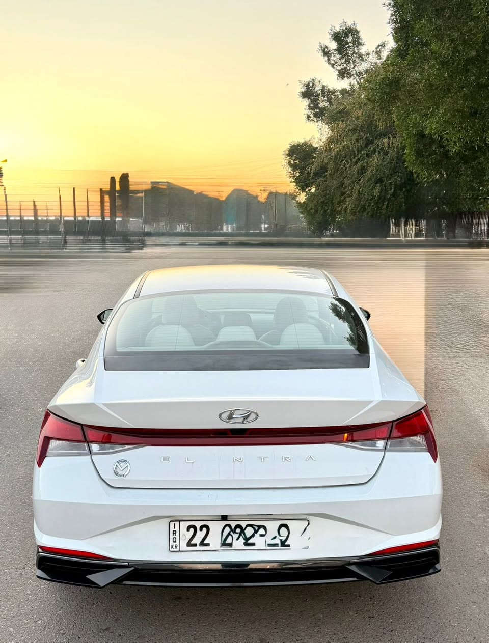 السلام عليكم من رخصة إدارة الكروب
النترا خليجي مو صيني اكرر خليجي لاتقارنها بالصيني 
مكينه 1600 دوش كير AT المرغوب مكفولات وموضح كلشي بالصور سياره جديده جداً على وضع الشركه ماشيه 60 الف حقيقي رقم اربيل باسمنه تحويل او وكاله اني حاضر مواصفات عاديه تحكمات تبريد قطعتين شاشه وكامره كشنات جلد ومخمل بلادي ويل كب حساس تاير وشاشة اعطال سياره مكفوله من الضربه فقط بارد باب وره الصدر وبي تكحيل كارت وشغل ممبين وسونار ويه المنشور ودعاميه خلفيه فقط صبغ لاكن اصليه بدون تبديل
عارضها ب ١٥٠ وبيها مجال بسيط مكاني بغداد القاهره
للاستفسار ***********
