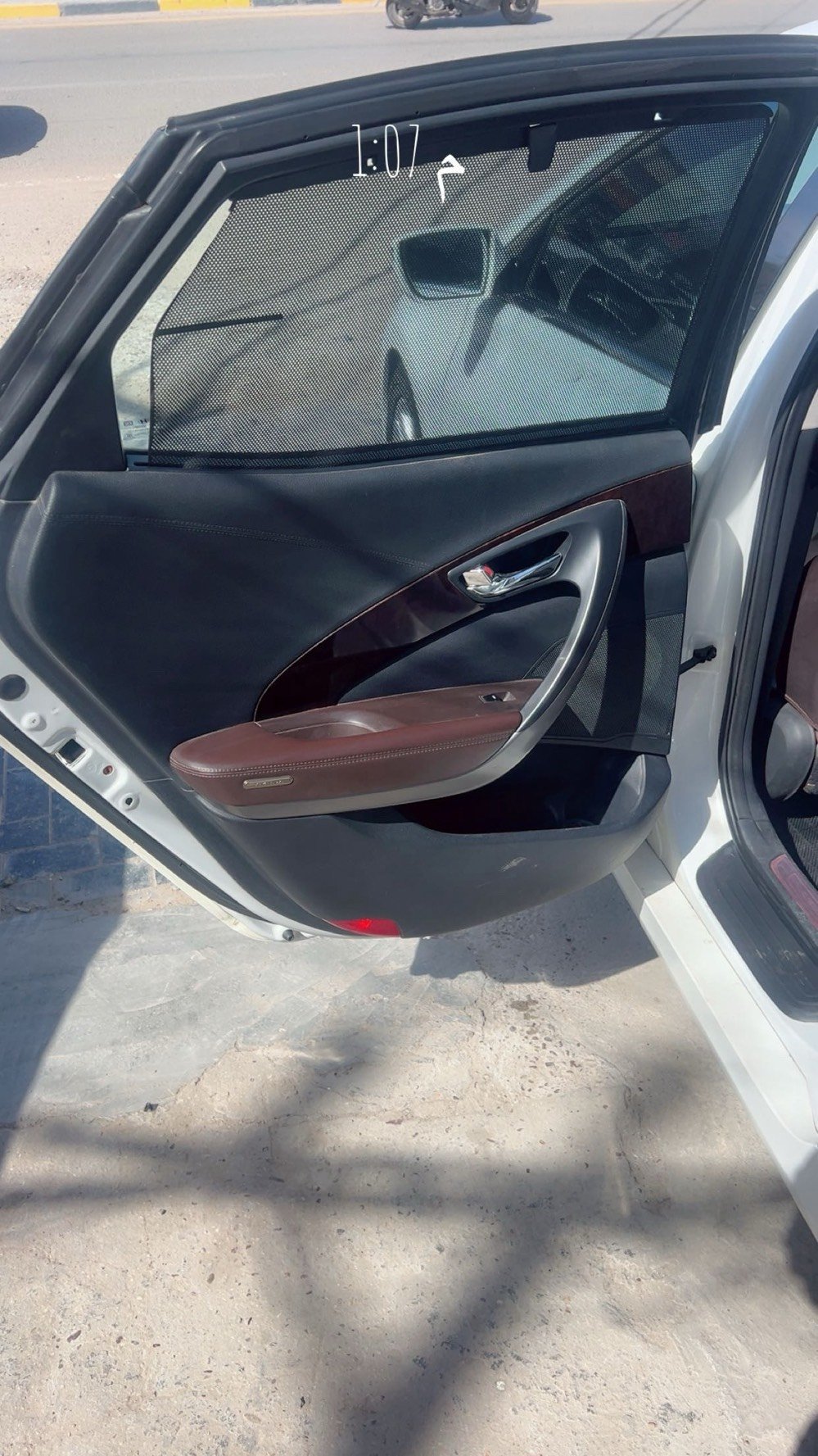 سلام عليكم شباب رمضان كريم ازيرا موديل 13 ماشيه 143 حقيقي السياره فول موصفات عدا الفتحه والبصمه مكفوله من الصبغ فقط بارد بالبابتين الي عكس السايق وصبغ الدعاميه الاماميه بسبب الاشخوط كامله وجاهزه من كلشي تخم تاير جديد ماكو نقص بيها  رقم اربيل السنويه ل 28 بسم صاحبي فقط تحويل مااسوي وكاله السياره كلش نظيفه كلش وجاهزه تشغل وتطلع 6 سلندر 3000 دوش وعليها ادامه كامله حتى دهن جديد  للبيع فقط بدون مراوس بيع فقط سعرها 123 وبيها مجال حك جيتك مكانها الغزاليه ***********