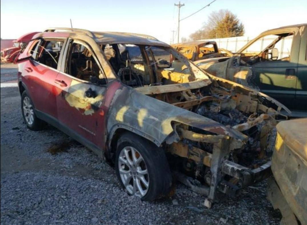 #جعفر شواصي لكشف ضرر
بس 10$ لا غير 
🔴اكشف ضرر سيارتك خلال دقائق وبسعر مناسب جدا حسب اسعار شركات التأمين
#جعفر شواصي لكشف ضرر السيارات🚗
🔴لجميع انواع السيارات الوارد(امريكي🇺🇸كندي🇨🇦مكسيكي🇲🇽)
🔴نزودكم بتقرير كامل عن المركبة مع ((صور عدد10 او أكثر))صادرة عن احدى شركات التأمين وسجلات الشرطة والدفاع المدني في الولايات المتحدة الامريكية وكندا
ويبين حالة المركبة اذا تعرضت للضرر
(غرق🌊اصطدام🚆سرقه🚔برد حالوب🌨تلوث اشعاعي☣حرق🔥والكثير) 
🔴ماعليك الا ارسال📤رقم الشاصي الى الصفحه او اتصال على رقم[***********]

سعداء جدا❤بخدمتكم
