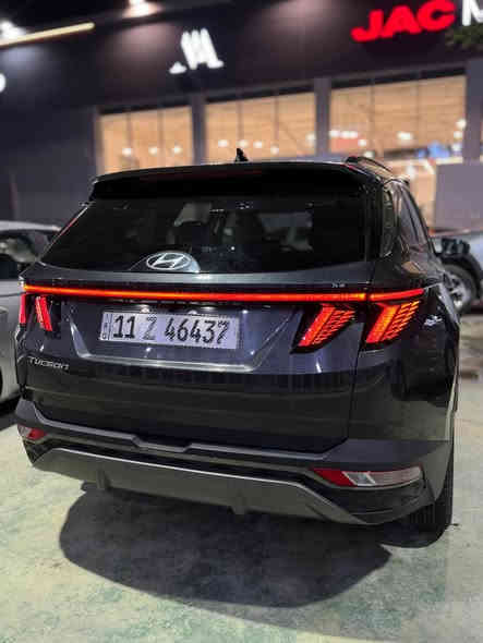 فول فول مواصفات  لمتد 1/1 VIP
1- بصمه + بصمه ابواب لمس
2- بانوراما
3-كيج الكتروني متغير 
4- ( كاميرات عدد 5 ) 
5-كير دكمه 
6-نقط عميا
7-رادارات امامي خلفي جانبية
8-قيادة الية 
9- تتقدم للامام وللخلف ب بصمة
10-هندبريك بصمة
11-كشنات جلد ابيض
12-كشنات كهرب
13-كشنات خزن ميموري
14-كشنات تبريد وتدفئه امامي خلفي وتدفئه استيرن
15-بك لايت لد
16- لايت لد + زينون
17- شاشة كبيرة لمس
18- تثبيت سرعة
19- من تشغل اشارة يقلب الكيج كامره
20- شارة جانبيه
21- ويل كب كبير كروم
22-تحديد مسار 
23-صندوق كهربائي
24- فول تحكمات ستيرن
25 تبريد لمس
26- السماعات شركة BOSE
26- شحن وايرلس
27-نظام gps خرائط
28- شفتات كير ب ستيرن
29- حساسات امامي خلفي
30 - تشغيل عن بعد 
31 - اوتو بارك 
32 - المرايه الوسطيه (اوتو دم ) يعني الي وراك مشغل عالي المرايه اوتماتيكي اصير سوده 
وبعد بيه هواي مواصفات ماذاكرهن
33 - مود ادرايف ( اقتصادي - سمارت - سوبر - وثلجي )
34 - سياره فور ويل اج تراك 
35 - نظام نزول منحدرات 
37 - نظام التبريد دفيوز
38 - تبريد قطعتين امامي خلفي 
39 - فول سستم ايرباك 
40 - شاشه بيه ابل كار بلي 
‏41 - AUTO HOL
42- محرك 2500 بانزين

بيها جاملغ ونص البنيد بدون دواخل جاهزة ع اخر حباية 

هزتها ما ساقطه

***********
***********
*********** بغداد
