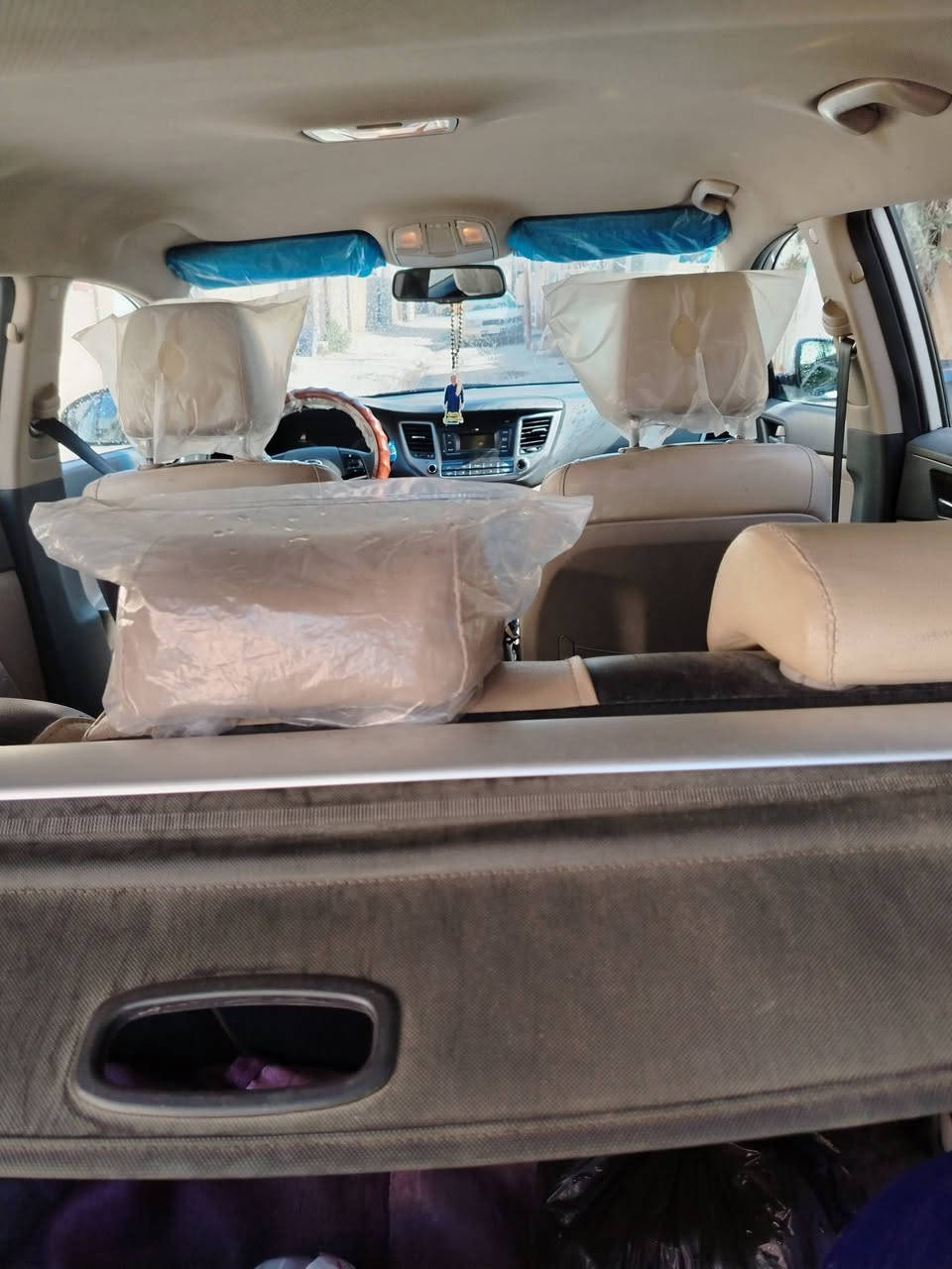 السلام عليكم ورحمة الله توسان الشكل الجديد موديل ١٦ رقم بغداد  ماشيه ٧٤حقيقي بدون صبغ ولا تبديل بيها بارد اربع اصابع في الصندوق للاتصال والاستفسار اكثر ***********
