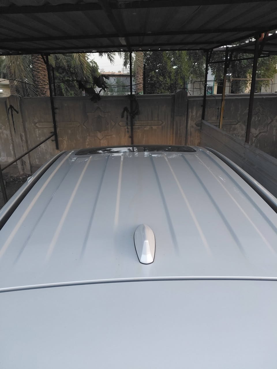 كورلا كروز م ٢٥ صيني المواصفات معروفه رقم بغداد بااسمي بيه تكحيل شعره شايفين هذا الي يشيل كوم مفاتيح يعلكهن ع صفحته لكيته مررتاج وشخط شعره مشتريله شباك ابو السيم ضد الحصو وشغلات حسبة ورقتين السعر ٢٦و٥٠٠ 
***********
