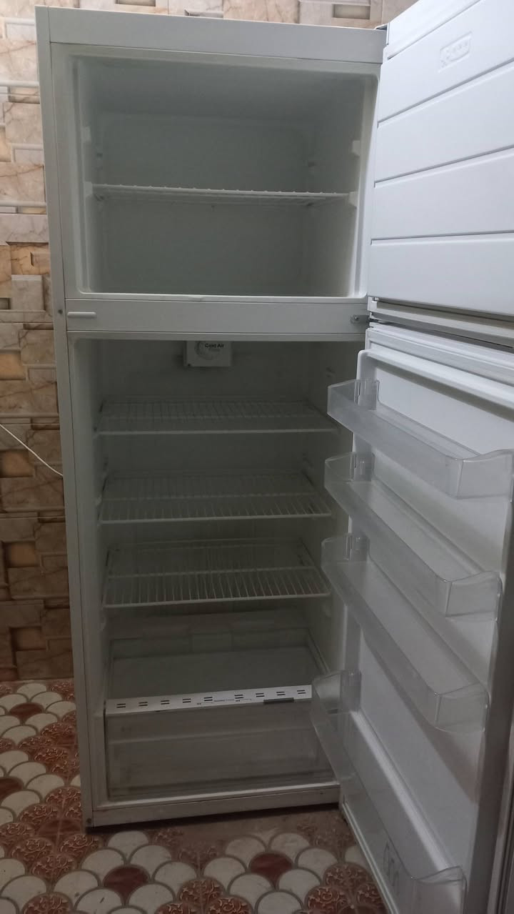 السلام عليكم
ثلاجة حجم ٢٢ قدم نوع ايطالي نظيفة حيل اخت الجديدة شغاله وشرط التجميد السعر ٢٥٠ وبيها مجال بسيط للشراي
المكان الديوانية حي الامام الصادق

***********
