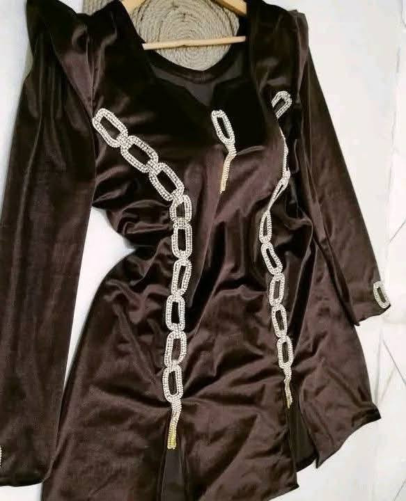 ✨👗 لأنكِ تستاهلين التميّز 👗✨
تفصيل على ذوقك… مقاسات دقيقة… خامات فاخرة… وكل غرزة تنحاك بحُب ❤️
اختاري موديلك وخليه يطلع بإيدينا تحفة فنية ✨

📍 للحجز أو الاستفسار راسلينا عالخاص 💌

#يتم التنفيذ حسب الطلب꧁꧂ مستعدون لخياطة الموديلات والفصالات الي يعجبكم وبأنسب الاسعار 
#خياطة_ام_محمد ادعميني ب 👍👍

يوجد توصيل لجميع محافظات العراق 🇮🇶
بغداد 4 
ومحافظات 6


**إذا كنت صاحب هذا الإعلان وتريد حذفه لأي سبب، رجاءا أرسل رسالة إلى الدعم الفني**