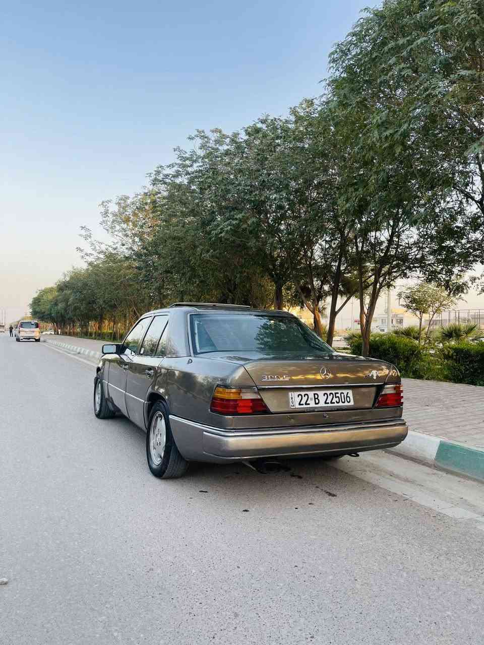 ماشاءالله كل حلال الناس
مارسدس دب 300 فول موديل 92 بلاد رقم دولي وسنوية جديد 2032 محرك بطه 3000VVT شرط دواخل كل جدید صبغ عام جمالیە باقي بلادي کوشن جلد سلايت جام كهربائي تبريد ABS تايرات ويل جديد شرط كيرو محرك تحويل غرامة سیارة جاهزه مابيه نقص 
سعر 64 بية مجال  
***********
