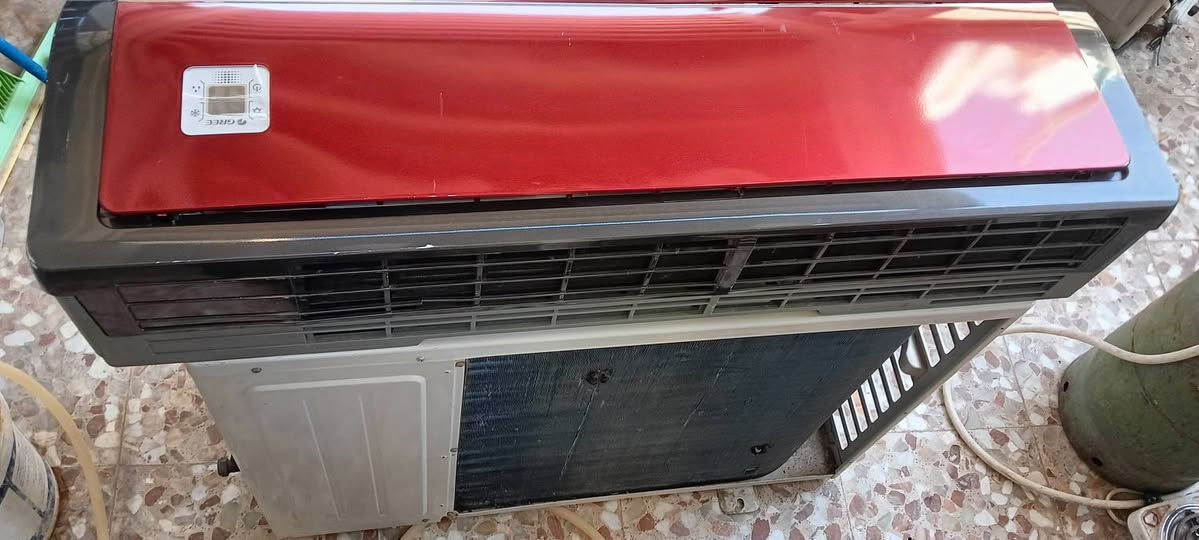 سبلت 2 طن كري تبريد ثلج🥶 بلادي ما داخل تصليح 
السعر 325 كامل هوه وبواريه اخذ وشد 
ابيعك شرط الفحص تقتنع يلا تاخذ 
للاستفسار *********** /***********
