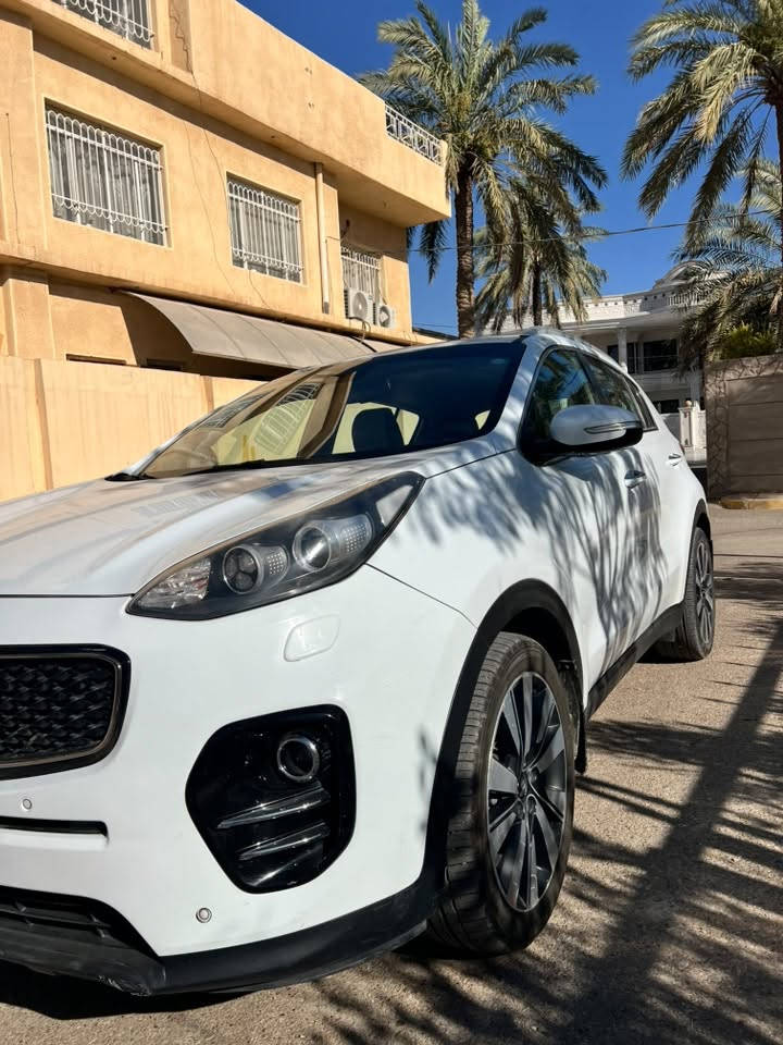 السلام عليكم سبورتج خليجي 2018 رقم سليمانيه الدولي السياره نص مواصفات اشاير بالمري قطعتين تبريد مري شفط حساسات اطارات صدر محرك كيركله مكفول و السياره مكفوله ما عدا موضح بالسونار بارد المكان ديالى السعر 178 مجال بسيط الرقم ***********
