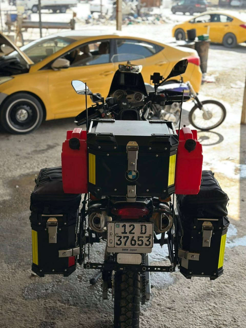 Bmw gs 650
الدراجة رقم بسمي تحويل بنفس اليوم 
تخم تاير برجستون مديل 2025
كاصلهة غراظ من الموقع فوك ل 700دولار  ومسويلهة ادامة كامل كلة جديد من ولف حماوة لزنجيل لمي راديتر لدهن بريك دهن مكينة  دسكات ولفلنجات جدد 
الزنجيل ولدشالي امامي خلفي جديد 
عليهة ادامة كاملة الدراجة احلة من الصور مكفولة من كلشي تعبان عليهة الدراجة وصارف عليهة هواية  السعر قفل 38
غير متواجد ع الفيس 
***********
