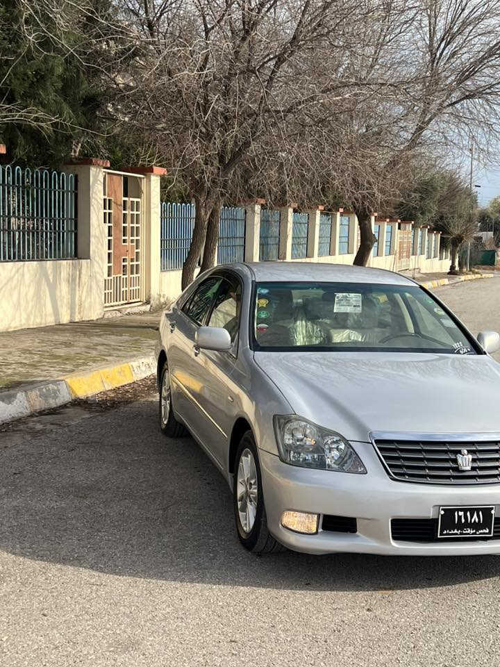 ٢٠٠٦ ناوزەرد ٣دووگمەی پەردەی مەکینە گەورە بێ دوکەڵ سەیارەکە زۆر زۆر پاکە و بێ مەسرەفە ساغە سەیارەکە ٣ پارچە بۆیاخە  دەعامی پێشی ١٨٤ . 
سعری (٧٤)و تۆزی مەجال 
***********
