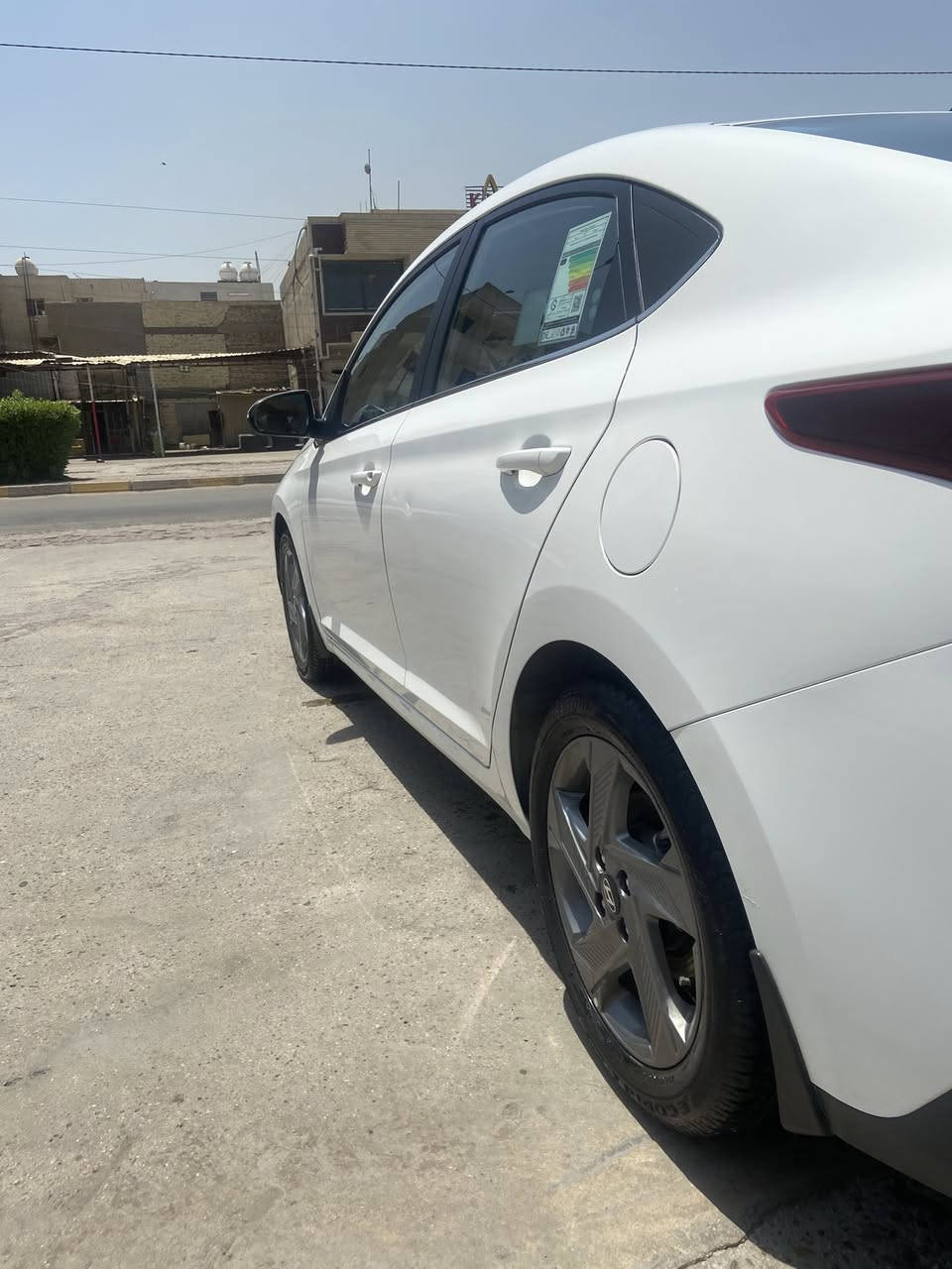 السلام عليكم

اكسنت موديل 2023 خليجي محرك 1600

كير ومكينه مكفولات

المواصفات:

 • شاشة

 • فتحة سقف

 • تحكم ستيرن

 • اشاير بالمري

 • مري شفط

 • زنون عالي ناصي

 • حساسات خلفية

 • خمسة ويل كب

 • قطعتين تبريد

 • مانع انزلاق

السيارة ماشية 38 ألف

بيها طخات بسيطة موضحة بالصور 

السيارة باسمي تحويل ثاني يوم رقم بغداد الجديد.

السعر 14300 مجال بسيط

مكان السيارة: الدورة 

واتساب:***********
