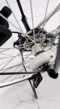 السلام عليكم بايسكل للبيع موديل 22 نظافه فول حجم 26 مكاني ميسان العماره سعره 200 
*********** تعالي خاص
