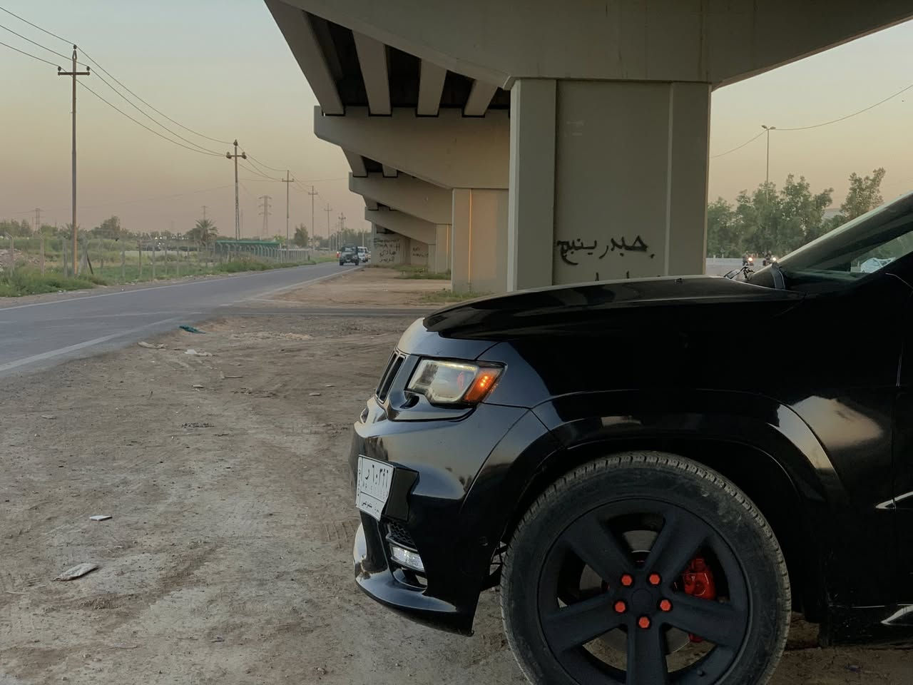 جيب هيمي ٢٠١٤ محرك ٥٧٠٠ سياره صبغ عام اتكفل عيب شرعي وشواصي ودواخل 
يرادلها ترتيب بسيط من داخل 
كت SRTفول فتحه رادار امامي 
رقم بصره بسمي السعر مناسب ١٣٣ 
مكان بغداد اتصل برقم ‭٠٧٧١ ٢٢٠ ١١٩٩‬
