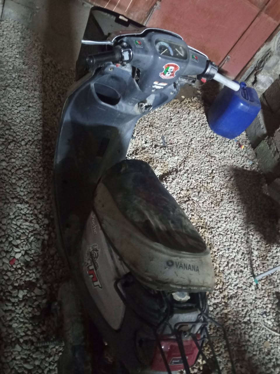 سلام عليكم دراجه ستين منغولي نضيفه تشتغل من اخنكه وراه تطفي دراجه لا كايمه ولا اكو صوت عالي بل محرك كلشي مابيه اني ما عرفله اريد ابيعه مستعجل قيموه شكد تسوه بس اليرضي الله  مكاني كربلاء رقم وتساب ***********
