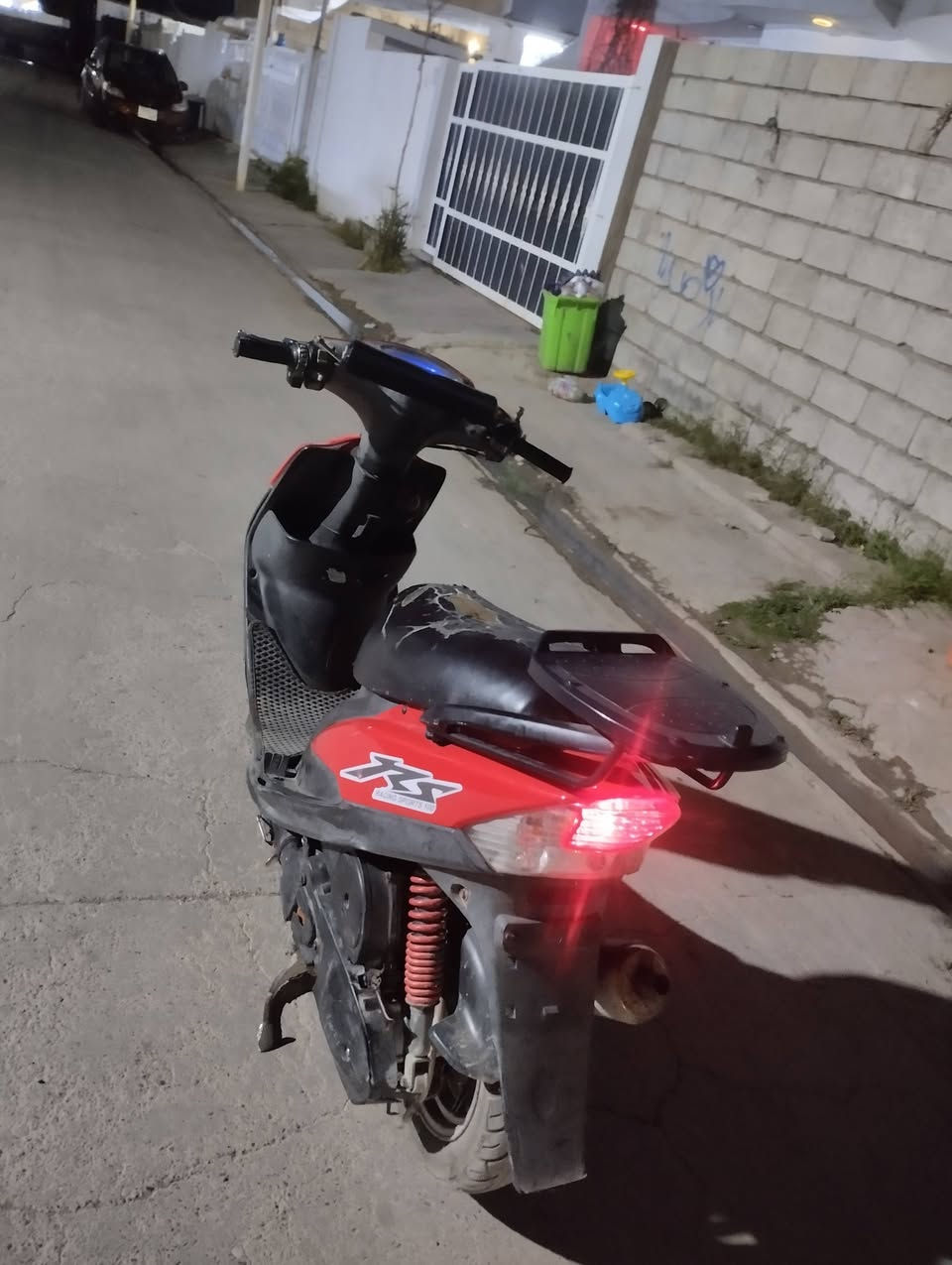 سلام عليكم ماكس عدله دراجه كامله ماناقص برغي وكله بلادي مامفتوح شرط ملاح فول اوراق بيه مختمه نعومه فول كيج شغال لايتات كامل للبيع سعره 750بيه مجال قليل شراي خاص 🖤


**إذا كنت صاحب هذا الإعلان وتريد حذفه لأي سبب، رجاءا أرسل رسالة إلى الدعم الفني**