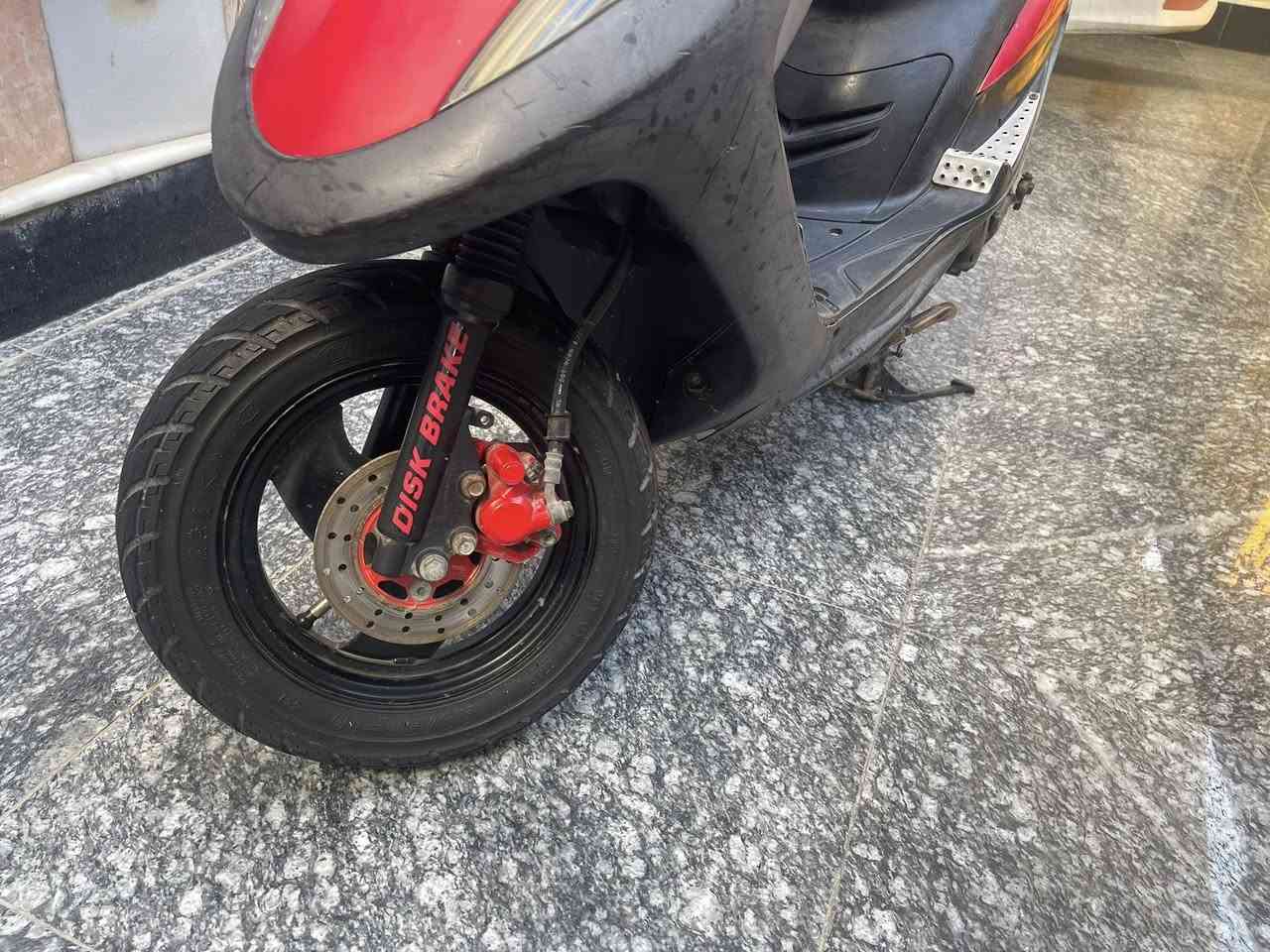 ماكس عدله للبيع كفاله عامه
كفرات ختم واحد 
سلف وكابريته بلاد 
لايت وسطاب خلفي شغال 
هندر وسلف شغال 
دبل امامي خلفي شغال 
مكينه ناعمه 
نهضه حلوه 

سعره 850 الف وبيه مجال قليل 

رقم ***********
