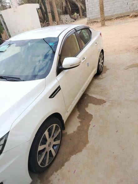 سلام عليكم اوبتيما مديل ١١خليجي محرك 2400رقم كربلا بسمي السياره مكفوله بصمه تشغيل دبل كزوز حساس خلفي شفتات سرعه ثلاثه وضعيات قياده السياره جاهز السعر ١٣٧ وبيه مجال ***********
